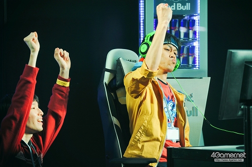 画像ギャラリー No.179のサムネイル画像 / ［EVO Japan］「BBCF」「KOF XIV」の優勝者が決定した2日目Twitterまとめ。「ストV AE」など4タイトルで最終日進出者が決定