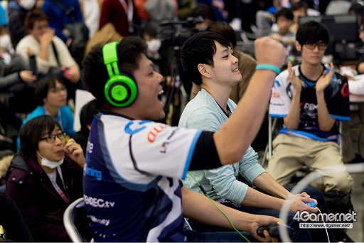 画像ギャラリー No.198のサムネイル画像 / ［EVO Japan］「BBCF」「KOF XIV」の優勝者が決定した2日目Twitterまとめ。「ストV AE」など4タイトルで最終日進出者が決定