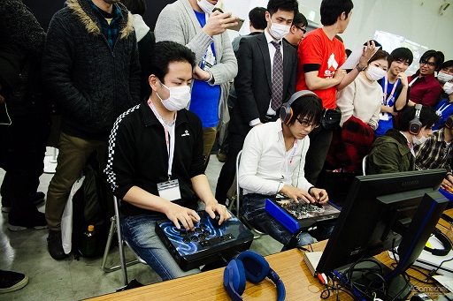 画像ギャラリー No.202のサムネイル画像 / ［EVO Japan］「BBCF」「KOF XIV」の優勝者が決定した2日目Twitterまとめ。「ストV AE」など4タイトルで最終日進出者が決定