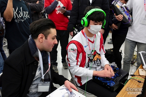 画像ギャラリー No.210のサムネイル画像 / ［EVO Japan］「BBCF」「KOF XIV」の優勝者が決定した2日目Twitterまとめ。「ストV AE」など4タイトルで最終日進出者が決定