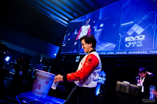 画像ギャラリー No.066のサムネイル画像 / ［EVO Japan］熱戦が繰り広げられたEVO Japan 2018の全日程が終了。「ストV AE」「GGXrd Rev2」「鉄拳7」「スマブラWii U」の優勝者が決定した最終日Twitterまとめ
