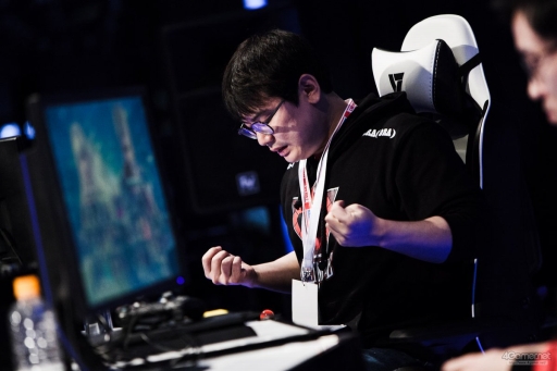 画像ギャラリー No.067のサムネイル画像 / ［EVO Japan］熱戦が繰り広げられたEVO Japan 2018の全日程が終了。「ストV AE」「GGXrd Rev2」「鉄拳7」「スマブラWii U」の優勝者が決定した最終日Twitterまとめ