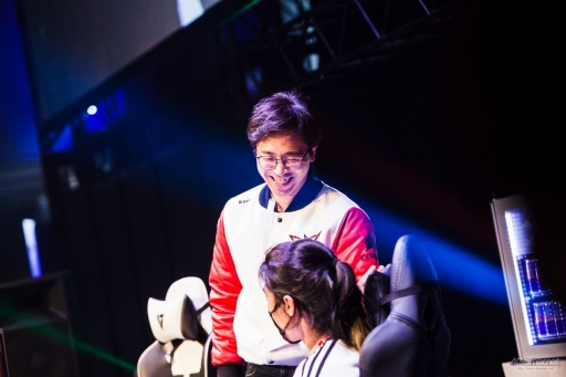 画像ギャラリー No.074のサムネイル画像 / ［EVO Japan］熱戦が繰り広げられたEVO Japan 2018の全日程が終了。「ストV AE」「GGXrd Rev2」「鉄拳7」「スマブラWii U」の優勝者が決定した最終日Twitterまとめ