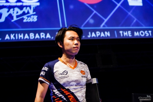 画像ギャラリー No.118のサムネイル画像 / ［EVO Japan］熱戦が繰り広げられたEVO Japan 2018の全日程が終了。「ストV AE」「GGXrd Rev2」「鉄拳7」「スマブラWii U」の優勝者が決定した最終日Twitterまとめ