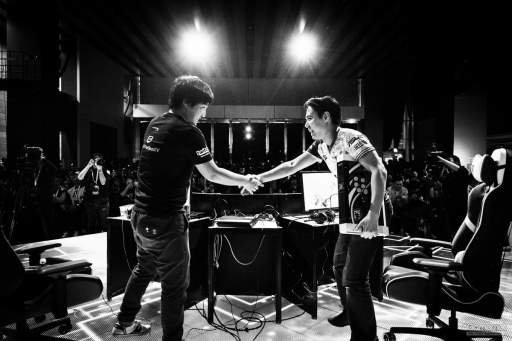 画像ギャラリー No.140のサムネイル画像 / ［EVO Japan］熱戦が繰り広げられたEVO Japan 2018の全日程が終了。「ストV AE」「GGXrd Rev2」「鉄拳7」「スマブラWii U」の優勝者が決定した最終日Twitterまとめ