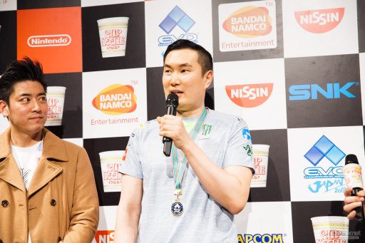 画像ギャラリー No.002のサムネイル画像 / ［EVO Japan］日本には素晴らしい若手選手がたくさんいる――「ストリートファイターV アーケードエディション」部門優勝，Infiltration選手合同インタビュー