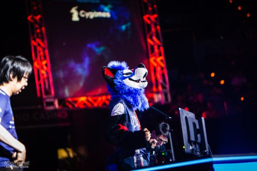 画像ギャラリー No.059のサムネイル画像 / ［EVO2018］ついに最終日，「DBFZ」「SFV」など５タイトルの決勝が行われる「EVO2018」3日目Twitterまとめ。世界最高峰の戦いを目撃しよう