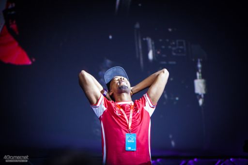 画像ギャラリー No.099のサムネイル画像 / ［EVO2018］ついに最終日，「DBFZ」「SFV」など５タイトルの決勝が行われる「EVO2018」3日目Twitterまとめ。世界最高峰の戦いを目撃しよう