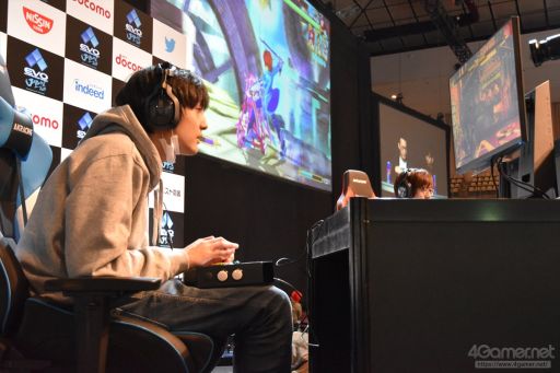 画像ギャラリー No.019のサムネイル画像 / ［EVO Japan］「KOF XIV」「SC6」部門の決勝が行われるDay2レポートまとめ。「SFV AE」「鉄拳7」「GGXrd REV 2」「BBTAG」ではTOP8が決定