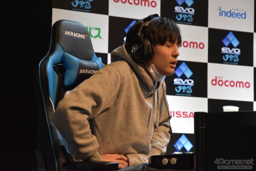 画像ギャラリー No.021のサムネイル画像 / ［EVO Japan］「KOF XIV」「SC6」部門の決勝が行われるDay2レポートまとめ。「SFV AE」「鉄拳7」「GGXrd REV 2」「BBTAG」ではTOP8が決定