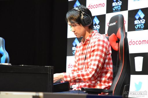 画像ギャラリー No.024のサムネイル画像 / ［EVO Japan］「KOF XIV」「SC6」部門の決勝が行われるDay2レポートまとめ。「SFV AE」「鉄拳7」「GGXrd REV 2」「BBTAG」ではTOP8が決定