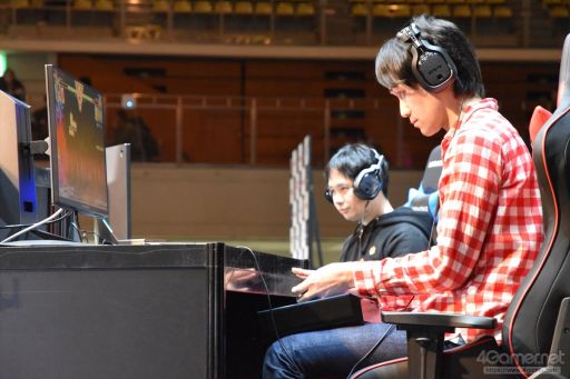 画像ギャラリー No.025のサムネイル画像 / ［EVO Japan］「KOF XIV」「SC6」部門の決勝が行われるDay2レポートまとめ。「SFV AE」「鉄拳7」「GGXrd REV 2」「BBTAG」ではTOP8が決定