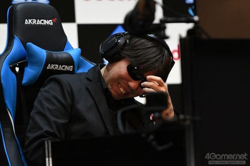 画像ギャラリー No.065のサムネイル画像 / ［EVO Japan］「KOF XIV」「SC6」部門の決勝が行われるDay2レポートまとめ。「SFV AE」「鉄拳7」「GGXrd REV 2」「BBTAG」ではTOP8が決定