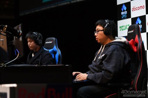 画像ギャラリー No.076のサムネイル画像 / ［EVO Japan］「KOF XIV」「SC6」部門の決勝が行われるDay2レポートまとめ。「SFV AE」「鉄拳7」「GGXrd REV 2」「BBTAG」ではTOP8が決定