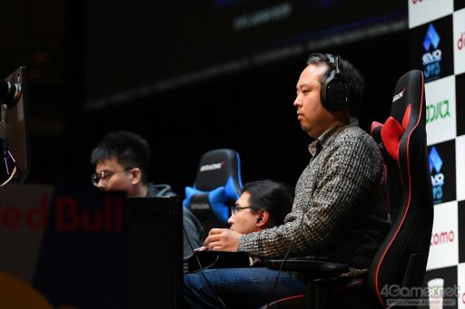 画像ギャラリー No.092のサムネイル画像 / ［EVO Japan］「KOF XIV」「SC6」部門の決勝が行われるDay2レポートまとめ。「SFV AE」「鉄拳7」「GGXrd REV 2」「BBTAG」ではTOP8が決定