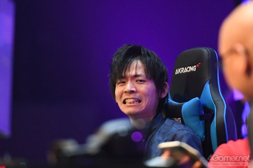 画像ギャラリー No.008のサムネイル画像 / ［EVO Japan］写真と共に振り返るDay3，現地レポートまとめ。「鉄拳7」「ストV AE」など4部門の決勝が行われ，3日間にわたる激闘が決着する