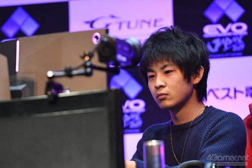 画像ギャラリー No.028のサムネイル画像 / ［EVO Japan］写真と共に振り返るDay3，現地レポートまとめ。「鉄拳7」「ストV AE」など4部門の決勝が行われ，3日間にわたる激闘が決着する