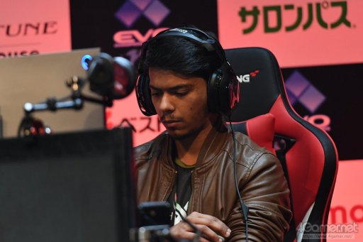 画像ギャラリー No.044のサムネイル画像 / ［EVO Japan］写真と共に振り返るDay3，現地レポートまとめ。「鉄拳7」「ストV AE」など4部門の決勝が行われ，3日間にわたる激闘が決着する