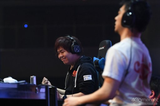 画像ギャラリー No.054のサムネイル画像 / ［EVO Japan］写真と共に振り返るDay3，現地レポートまとめ。「鉄拳7」「ストV AE」など4部門の決勝が行われ，3日間にわたる激闘が決着する