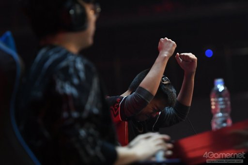 画像ギャラリー No.069のサムネイル画像 / ［EVO Japan］写真と共に振り返るDay3，現地レポートまとめ。「鉄拳7」「ストV AE」など4部門の決勝が行われ，3日間にわたる激闘が決着する