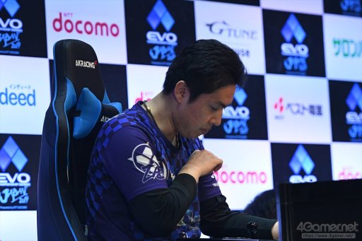 画像ギャラリー No.073のサムネイル画像 / ［EVO Japan］写真と共に振り返るDay3，現地レポートまとめ。「鉄拳7」「ストV AE」など4部門の決勝が行われ，3日間にわたる激闘が決着する