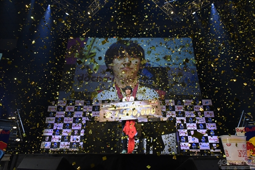 画像ギャラリー No.007のサムネイル画像 / ［EVO Japan］Grand Finalでは「ももち」をぶつけるしかないと思った――「ストリートファイターV AE」部門優勝，ももち選手インタビュー