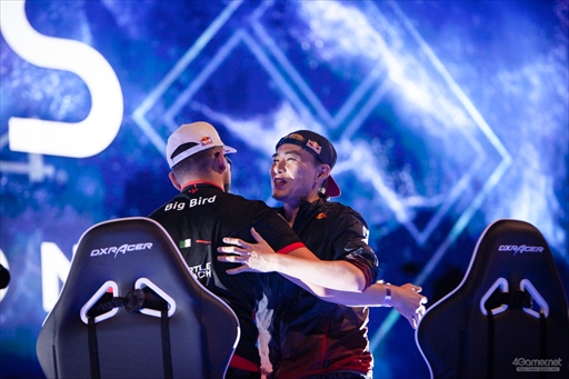 画像ギャラリー No.005のサムネイル画像 / ［EVO2019］自信が確信に変わり，次の勝てるプレイにつながった――「ストリートファイターV AE」部門優勝，ボンちゃん選手インタビュー