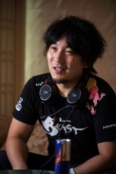 画像ギャラリー No.001のサムネイル画像 / ［TGS 2019］プロゲーマー・ウメハラ氏インタビュー。円熟を迎えつつある氏に，近々の出来事や新たな挑戦について語ってもらった
