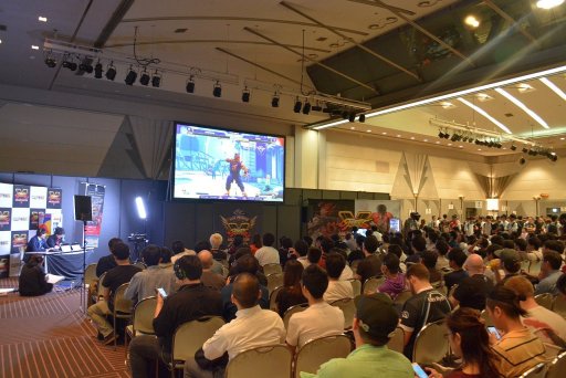 画像ギャラリー No.002のサムネイル画像 / ［TGS 2019］1000人超の頂点に立ったのはももち選手。「ストV」世界大会「CAPCOM ProTour 2019アジアプレミア」レポート＆優勝者インタビュー