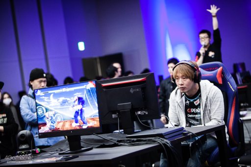 画像ギャラリー No.027のサムネイル画像 / Infiltrationが復活し，Punkが踊り，藤村が魅せた「Redbull Kumite 2019」フォトレポート。「ストV AE」のスターが愛知に集結した夢の2日間