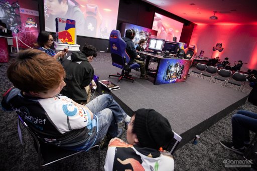 画像ギャラリー No.055のサムネイル画像 / Infiltrationが復活し，Punkが踊り，藤村が魅せた「Redbull Kumite 2019」フォトレポート。「ストV AE」のスターが愛知に集結した夢の2日間