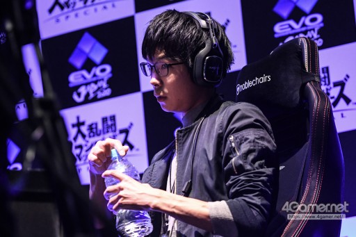 画像ギャラリー No.066のサムネイル画像 / ［EVO Japan］ここが世界最高峰。「鉄拳7」「スマブラSP」「ストV AE」の決勝が進行する「EVO Japan 2020」，Day3現地レポートまとめ