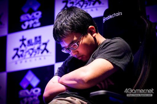画像ギャラリー No.082のサムネイル画像 / ［EVO Japan］ここが世界最高峰。「鉄拳7」「スマブラSP」「ストV AE」の決勝が進行する「EVO Japan 2020」，Day3現地レポートまとめ