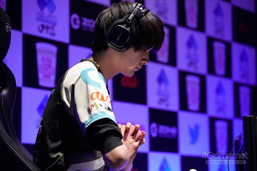 画像ギャラリー No.003のサムネイル画像 / ［EVO Japan］唯一本気になれたのが格闘ゲームだった――「ストリートファイターV AE」部門優勝，ナウマン選手インタビュー