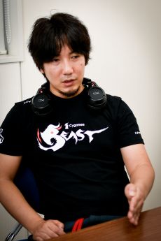 画像ギャラリー No.006のサムネイル画像 / ［TGS 2018］プロゲーマー・ウメハラ氏インタビュー。今後の活動や国内のeスポーツについてアレコレと聞いてきた