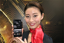 画像ギャラリー No.008のサムネイル画像 / Huawei，AI処理専用プロセッサ統合のスマートフォン「Mate 10 Pro」を12月に国内発売。ミドルクラス市場向けの「Mate 10 Lite」や防水対応タブレットも