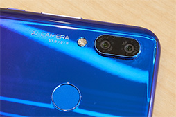 画像ギャラリー No.008のサムネイル画像 / Huaweiの新型スマートフォン「nova 3」テストレポート。ずば抜けたところはないが価格対スペック比の高さは魅力だ