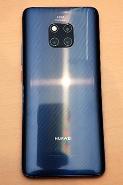 画像ギャラリー No.006のサムネイル画像 / Huaweiの新ハイエンドスマホ「Mate 20 Pro」テストレポート。「Kirin 980」はゲームでも意外に快適だった