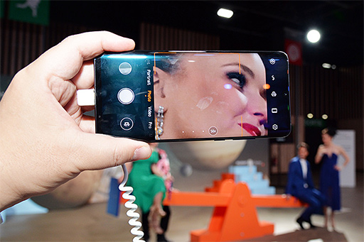 画像ギャラリー No.009のサムネイル画像 / Huawei,4連レンズ&光学5倍ズーム対応カメラ搭載スマートフォン「P30 Pro」を発表
