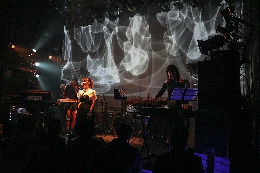 画像ギャラリー No.006のサムネイル画像 / 「『メタルマックス』25周年 ファン感謝復活祭（Live）〜WANTED!!〜」が開催。往年の人気曲に加え，新曲やゲームの最新情報がお披露目に