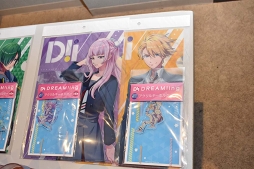 画像ギャラリー No.092のサムネイル画像 / キャラクターたちと一緒に夢の世界へ……！「DREAM!ing」×カラオケの鉄人 池袋東口店コラボをフォトレポート