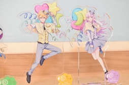 画像ギャラリー No.041のサムネイル画像 / キュートで美しい描き下ろしイラストがたまらない! アニメイトカフェショップ×「DREAM!ing」によるコラボカフェをレポート