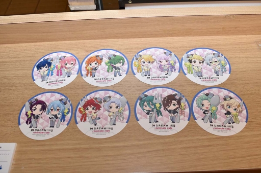 画像ギャラリー No.044のサムネイル画像 / キュートで美しい描き下ろしイラストがたまらない! アニメイトカフェショップ×「DREAM!ing」によるコラボカフェをレポート
