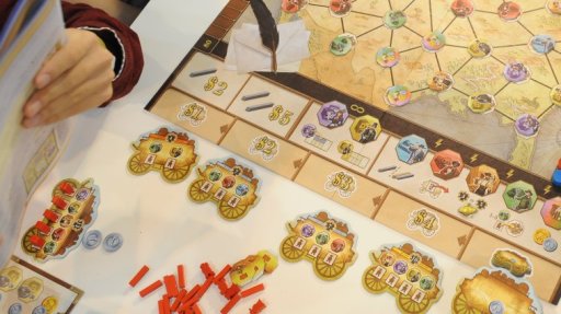 画像ギャラリー No.016のサムネイル画像 / ［SPIEL'17］Queen Gamesの新作「Pioneers」は，北米の入植と開拓をテーマにした“中量級”の快作だった