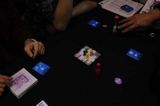 画像ギャラリー No.003のサムネイル画像 / ［SPIEL’17］InnoSPIEL受賞作「Magic Maze」試遊レポート。協力したいのにままならない，もどかしさが光る協力型脱出タイルゲーム