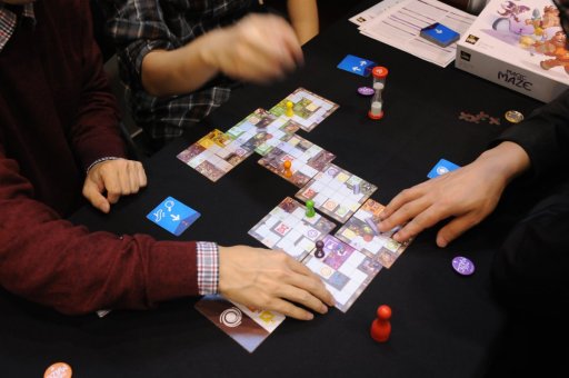 画像ギャラリー No.006のサムネイル画像 / ［SPIEL’17］InnoSPIEL受賞作「Magic Maze」試遊レポート。協力したいのにままならない，もどかしさが光る協力型脱出タイルゲーム