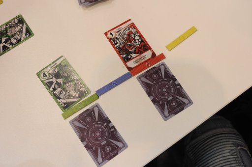 画像ギャラリー No.004のサムネイル画像 / ［SPIEL’17］Richard Garfield氏の新作「SpyNet」プレイレポート。MtGライクな手番数マネジメントが面白い，チーム対戦型カードゲーム