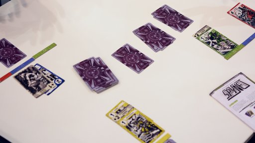 画像ギャラリー No.005のサムネイル画像 / ［SPIEL’17］Richard Garfield氏の新作「SpyNet」プレイレポート。MtGライクな手番数マネジメントが面白い，チーム対戦型カードゲーム