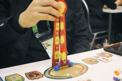 画像ギャラリー No.002のサムネイル画像 / ［SPIEL’17］ミープル達がサーカスで芸術点を競うボードゲーム「Meeple Circus」のプレイレポートをお届け