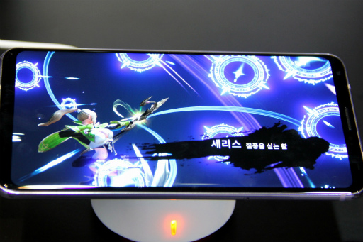 画像ギャラリー No.005のサムネイル画像 / ［G-Star 2017］Nexonのスマホ向けRPG「OVERHIT」開発者への合同インタビューを掲載。個性溢れる120種類以上のヒーローが登場